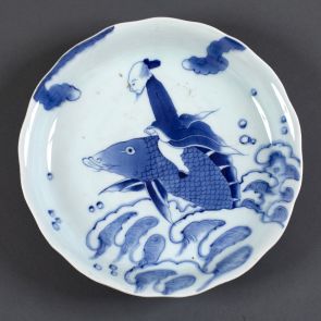 Lobed plate with design of Kinkō Sennin